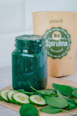 Smoothie su spirulina ar chlorella