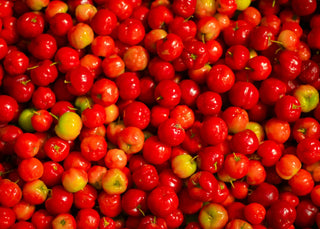 Acerola vaisiai